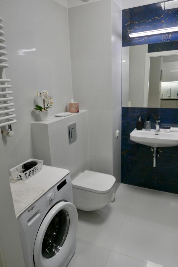 Kieslowskiego Apartment Vis-A-Vis Town Hall Warsaw Luaran gambar